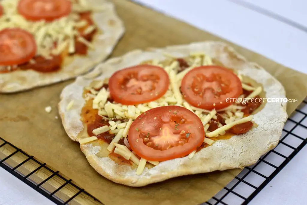 Base para pizza sem gluten feita com dois ingredientes | Blog Emagrecer Certo